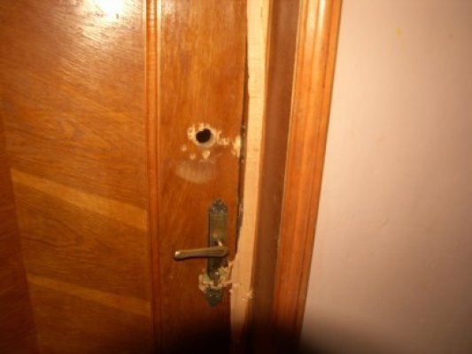 Deblocare de uşă pe Nicolae Grindeanu: o femeie era căzută în casă